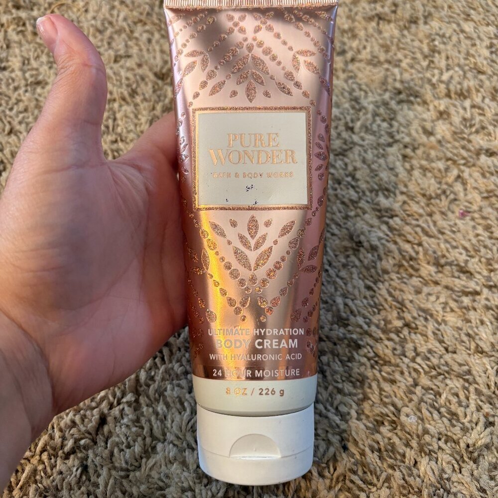 Bath and Body Works Pure Wonder body cream